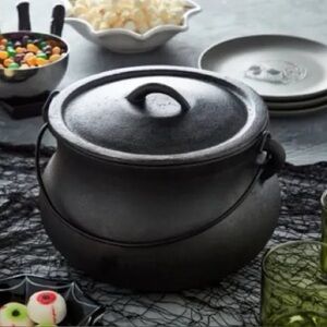 Smith & Clark Black Cast Iron Cauldron Pot 6qt pre seasoned